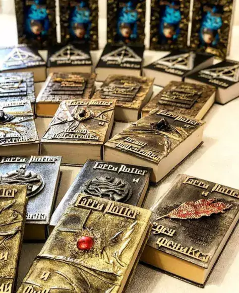 фото 1 12+ Комплект из 7 книг о Гарри Поттере, 3D обложка ручной работы купить