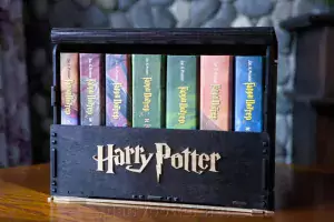 Pic. 2 Деревянный сундук для книг Гарри Поттер (черный) price
